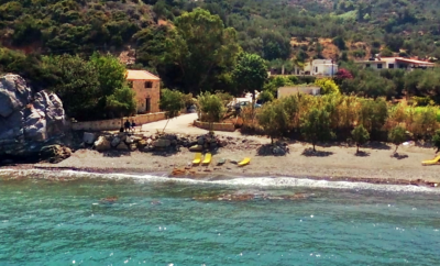 Traditional House KYMA, on the beach – book directly